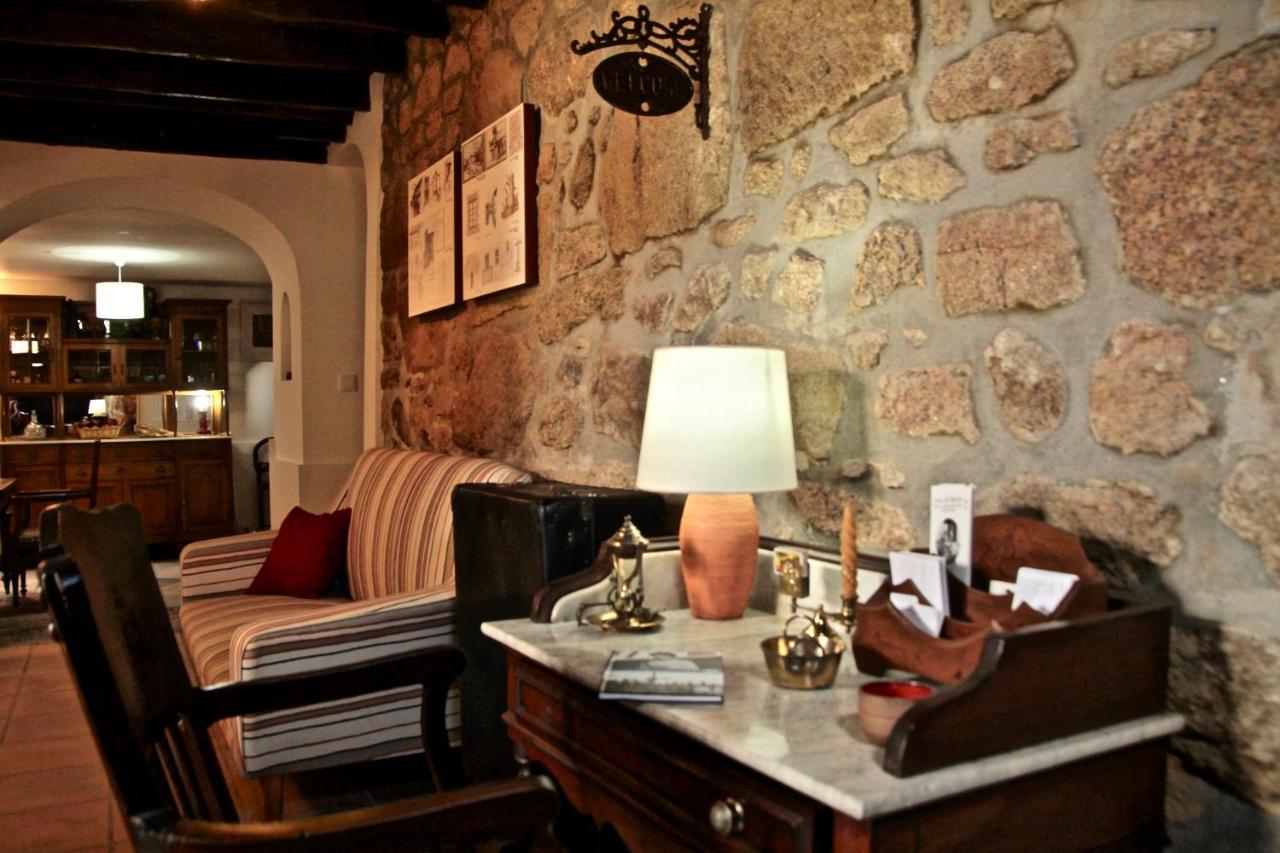 בית הארחה אלקאיינס 	Casa Do Balcao מראה חיצוני תמונה