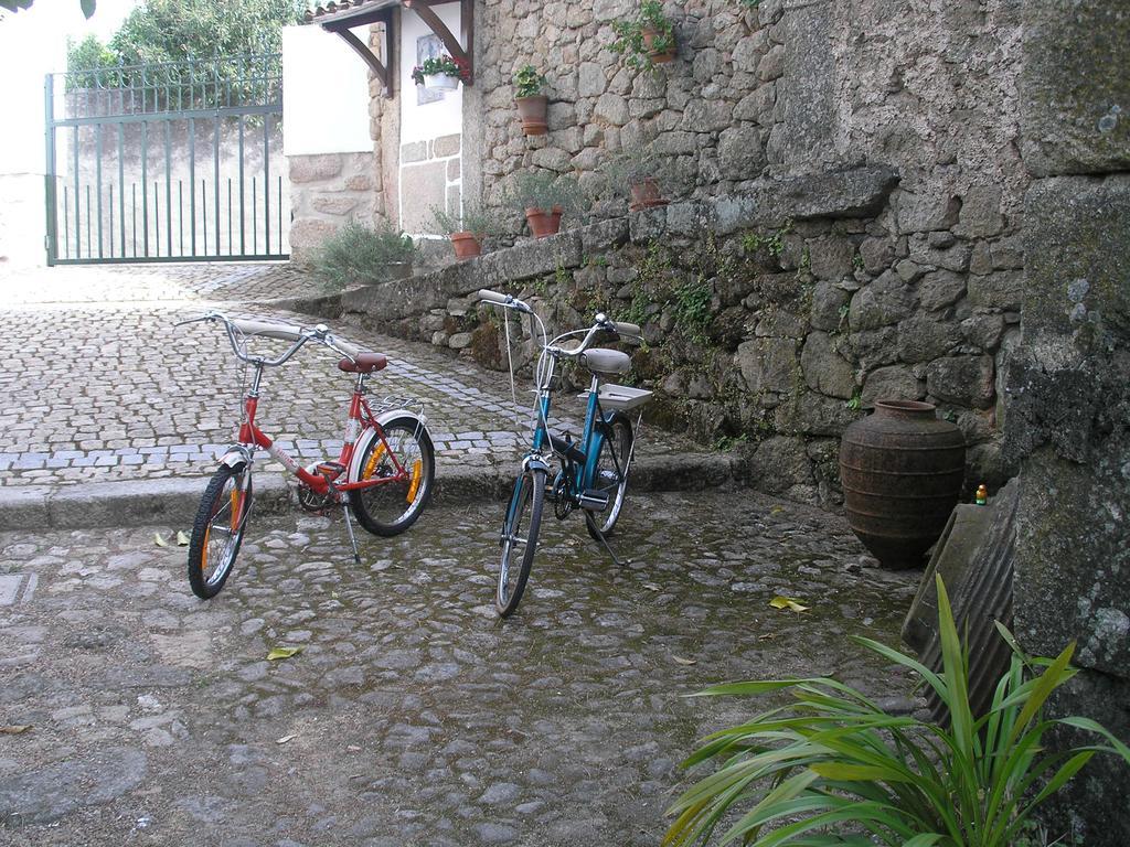בית הארחה אלקאיינס 	Casa Do Balcao מראה חיצוני תמונה