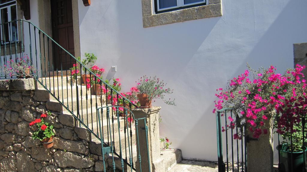 בית הארחה אלקאיינס 	Casa Do Balcao מראה חיצוני תמונה